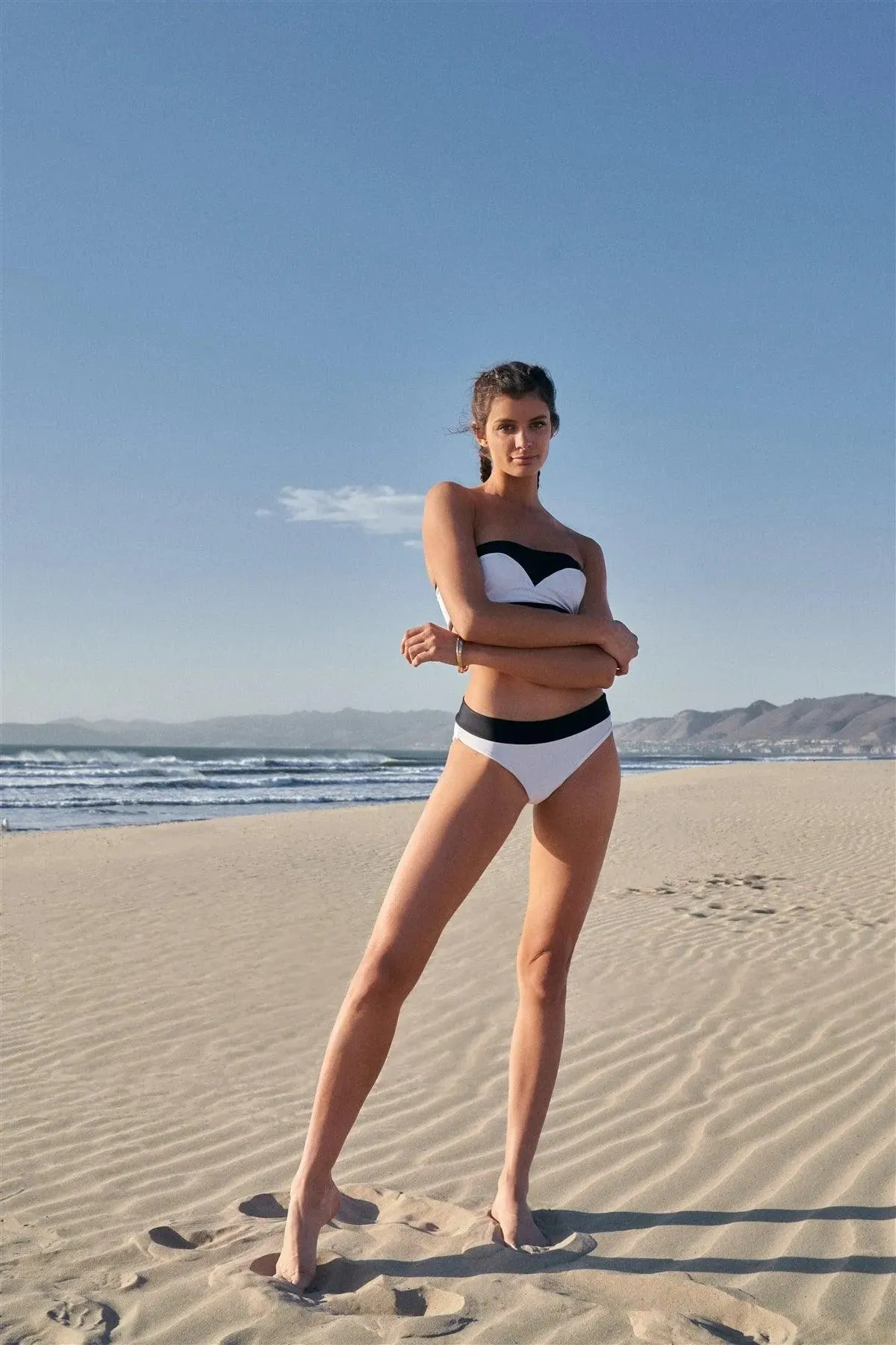 Black & White Color Block Strapless Tube Top & Mid-Rise Cheeky Bottom Two-Piece Bikini Set