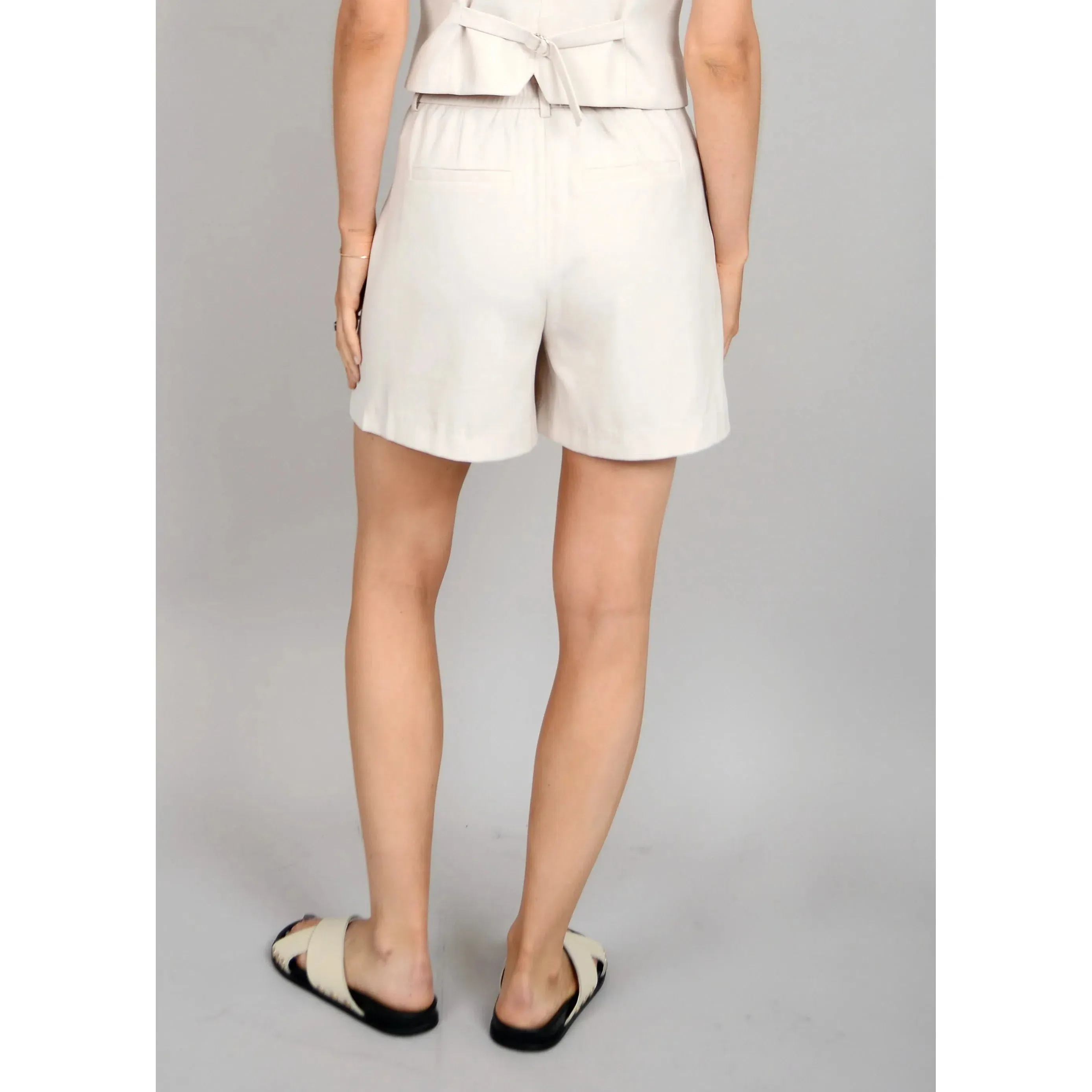 Brynni Zip Up Short - RD