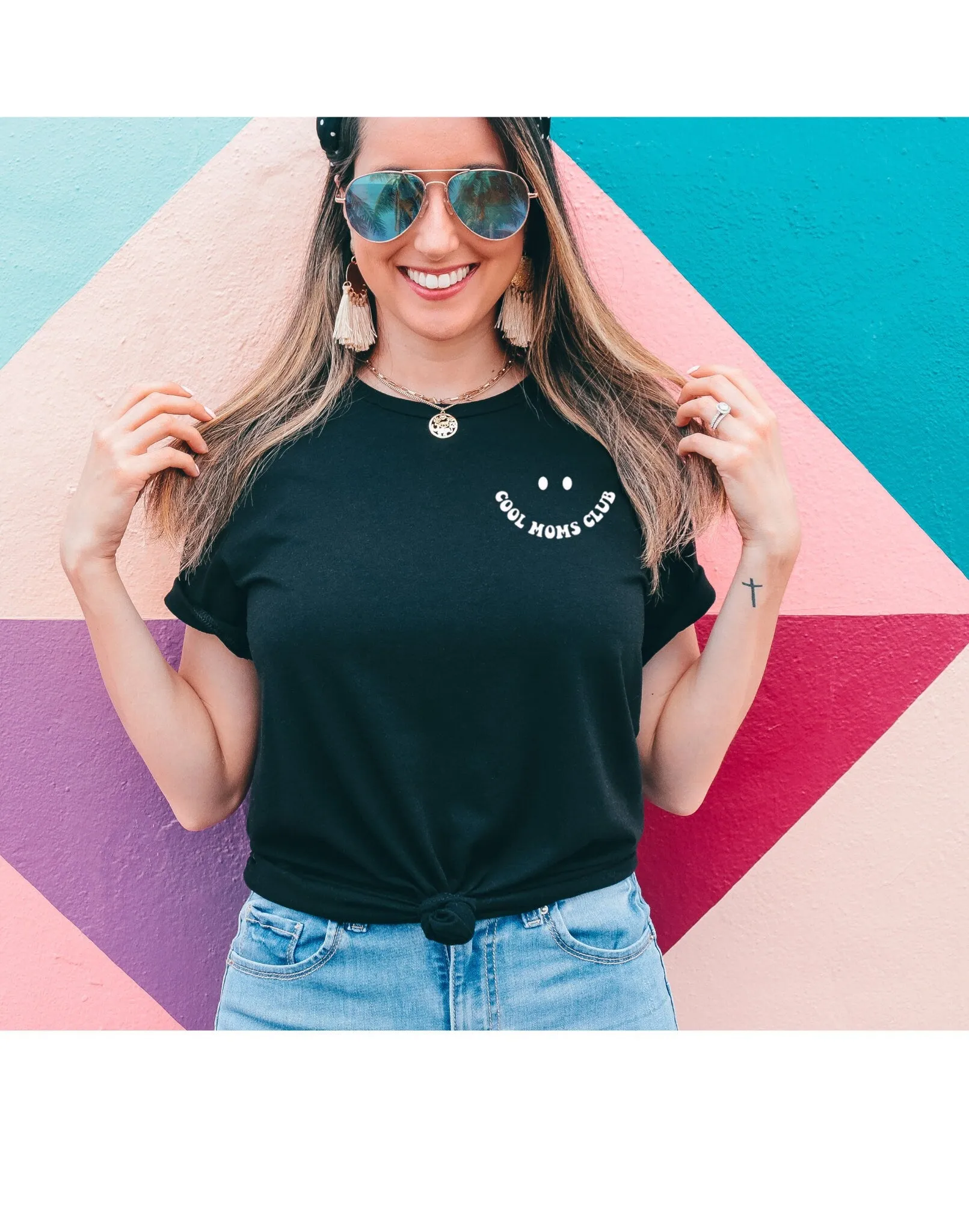 Tshirt women trendy, tshirt women, tshirt design, shirts for women, shirts for women trendy, gifts for women, cool moms club, shirts for mom