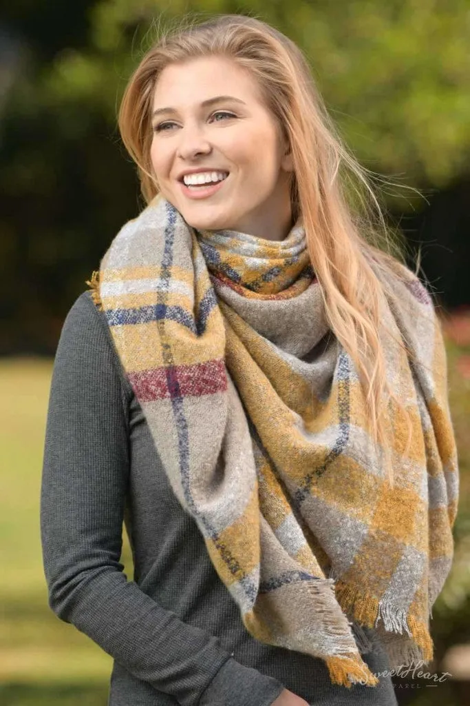 Warm Embrace Blanket Scarf - Beige & Mustard